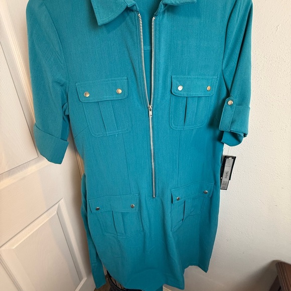 Teal Zip-Front Dress - Picture 4 of 15